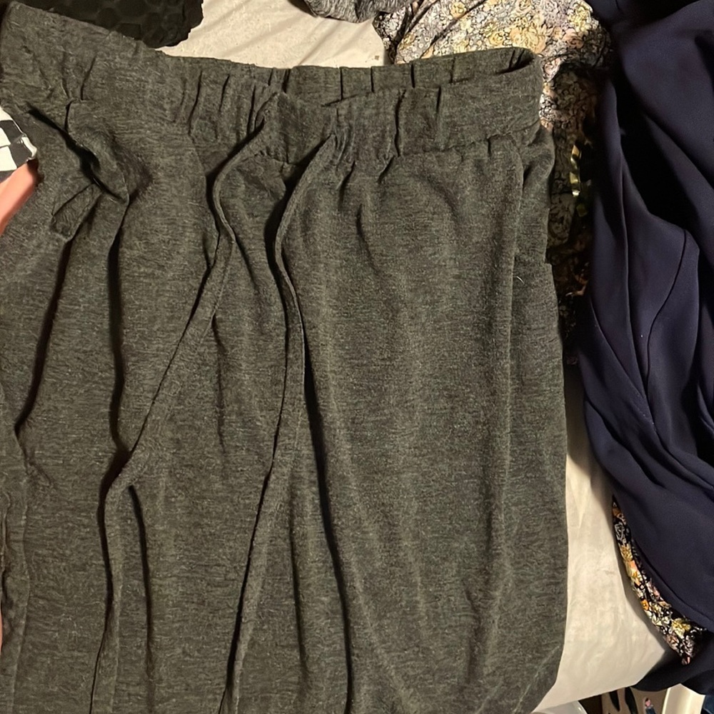 Has pockets and drawstring